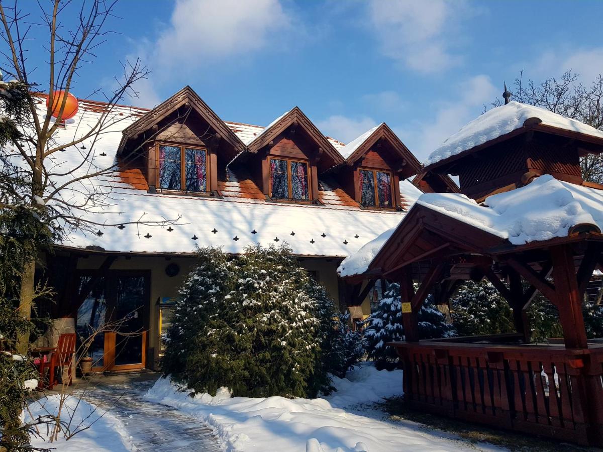 Napkorong Fogadó és Vendégház - Housity