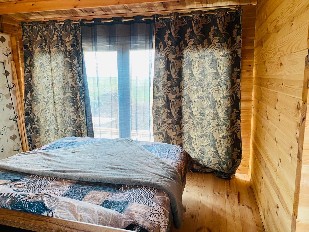 CHALET EN BOIS PRIVATIF ST POURCAIN SUR SIOULE - Housity