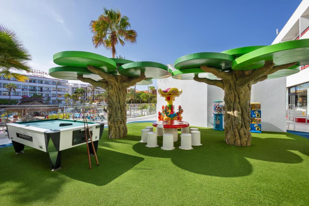 Instalaciones para jugar al ping pong en Alexandre La Siesta o alrededores