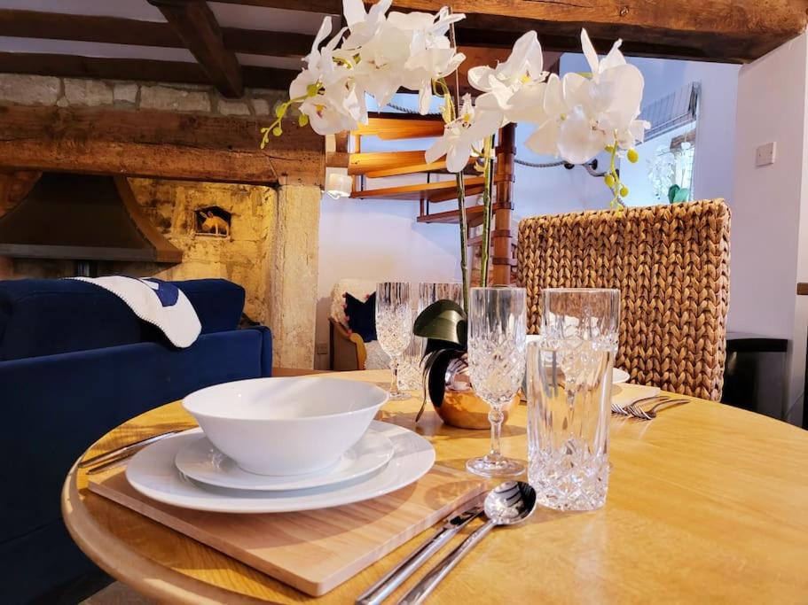 Host & Stay - Gwenelin Cottage - Housity