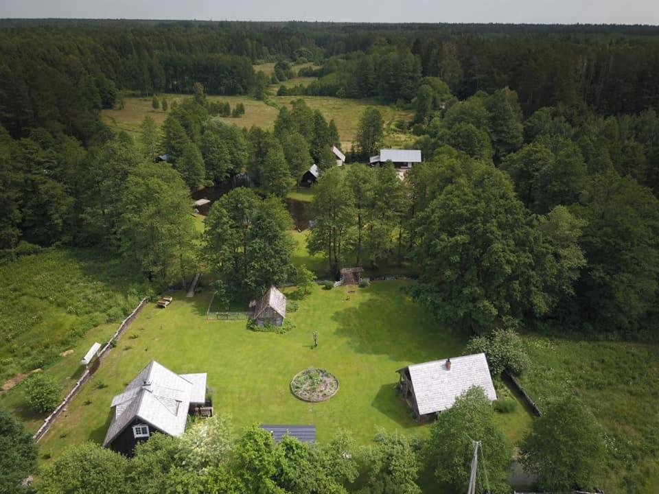 Gervių giesmė - country homestead - Housity