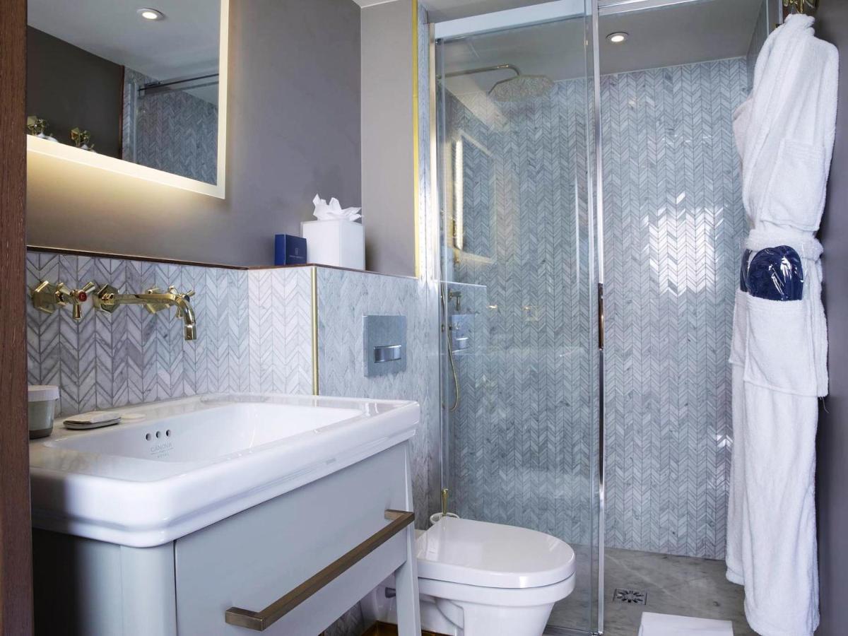 Salle de bains dans l'établissement Maison Bréguet
