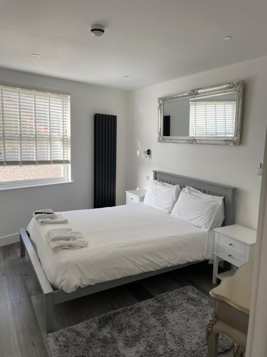 Duporth Guest House - Housity