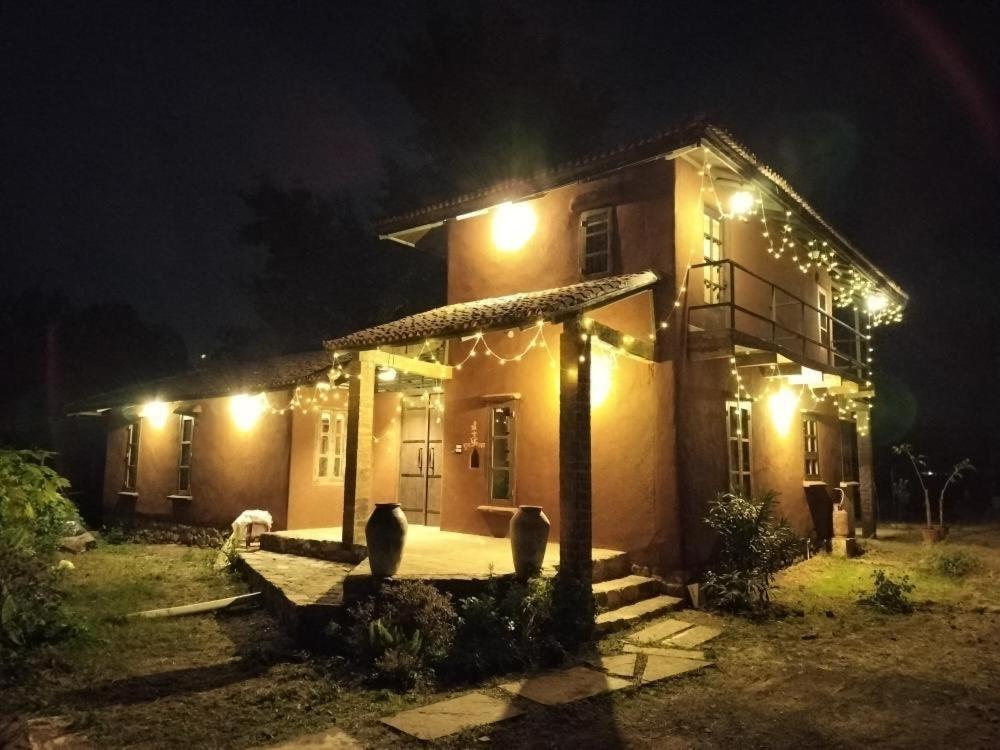 Khirni House - Housity