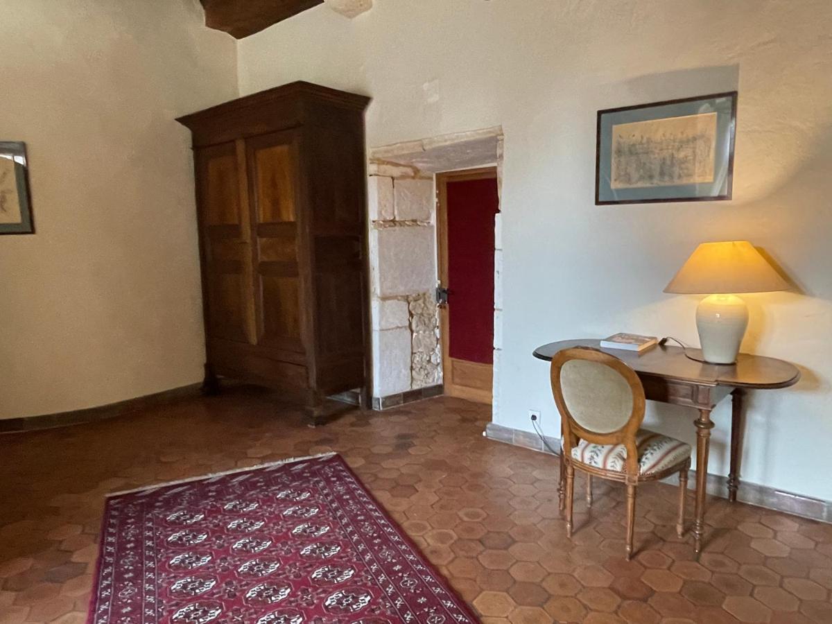 Maison Forte Perreuse - Housity