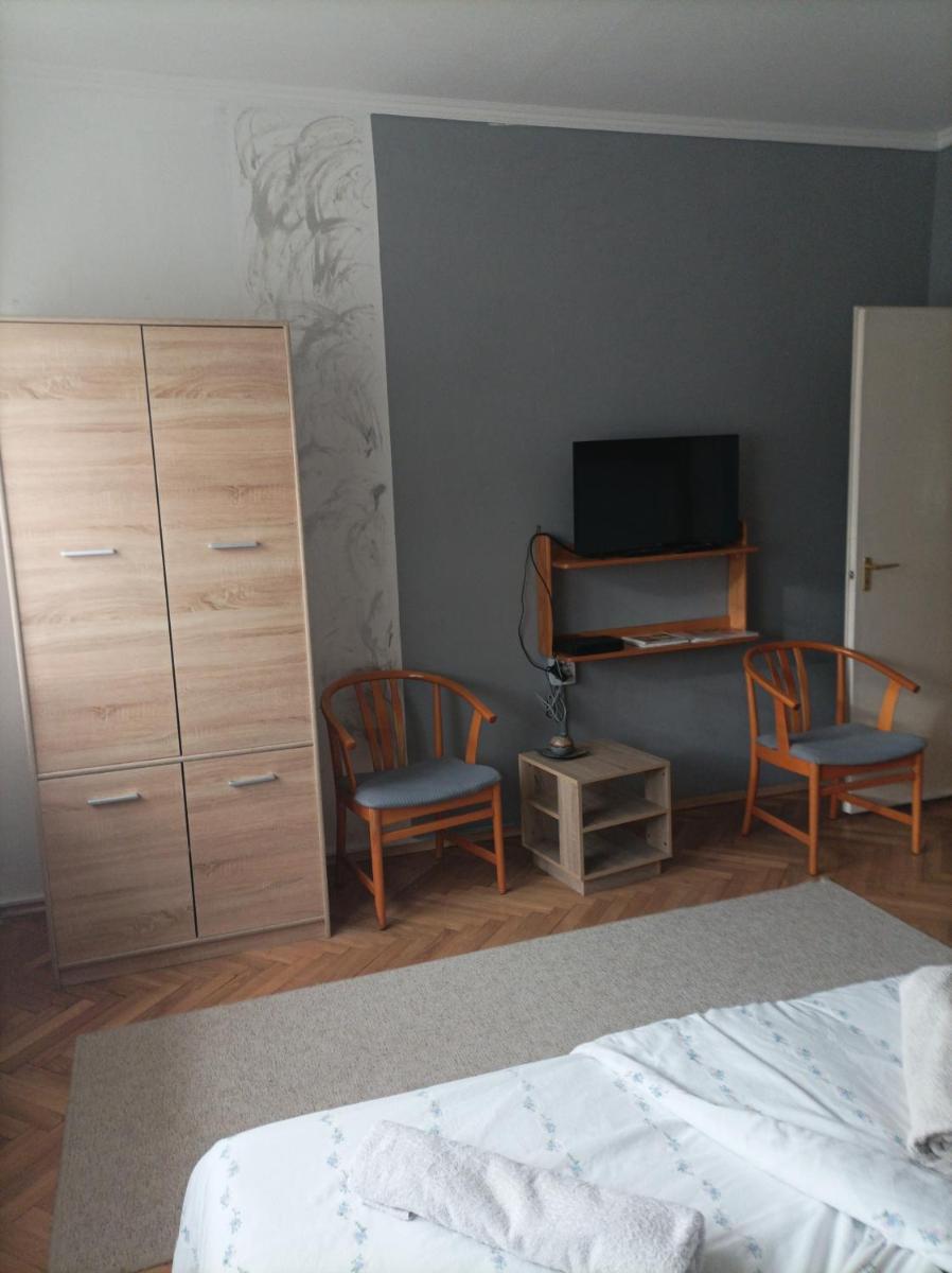 Csilla Apartman - Housity