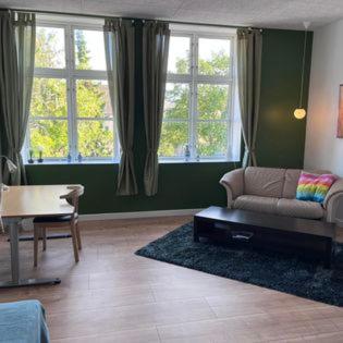 Den lille Skole - Ferie på Ærø i Marstal by - Værelser - Housity