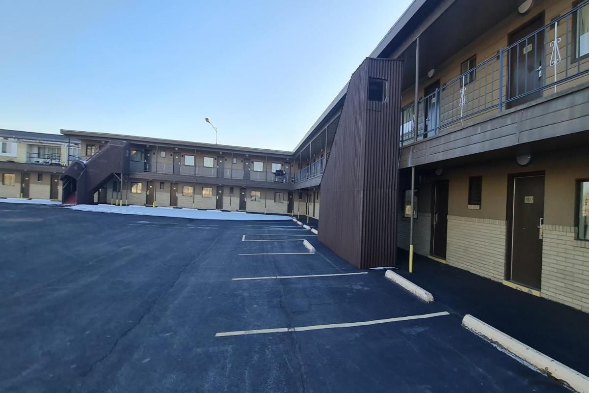 Suitetrails - DuBois Manor Motel by OYO
