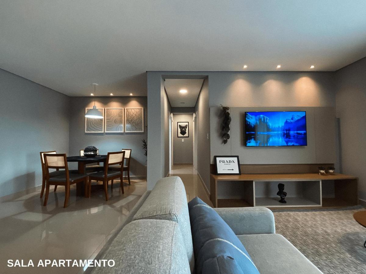 ApartDamani - Aptos por Temporada no Centro de Foz - Housity