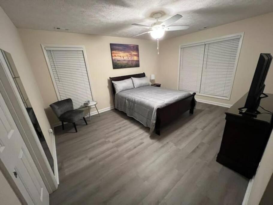 A Touch of Sunshine Ideal For Long Term Stays - Housity