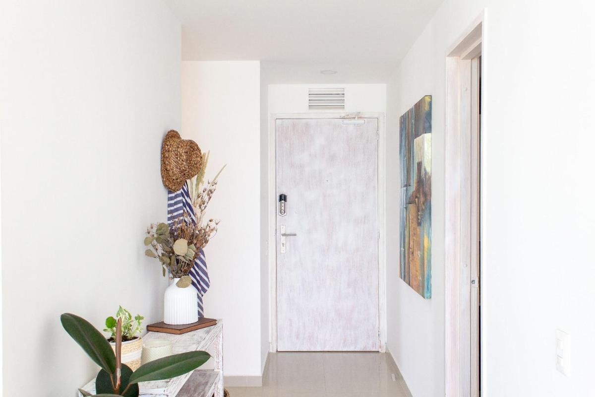 Condominio frente al mar con acceso directo a la playa Morros Epic. - Housity