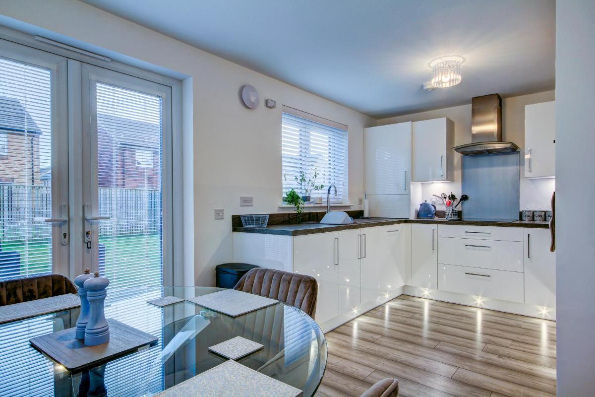 St Andrews Park - Coorie Doon Stays - Housity