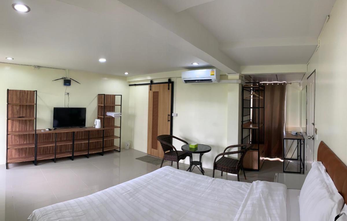 Petchsiri Boutique Hotel เพชรสิริ บูทิค - Housity