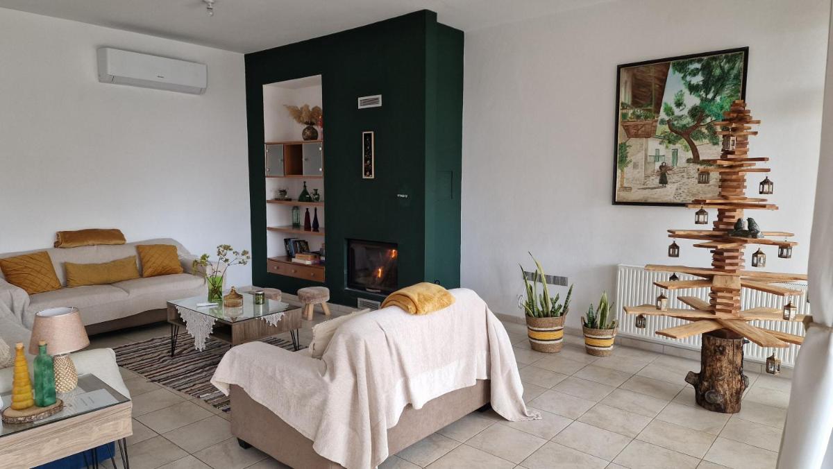 The Mountain House - Housity