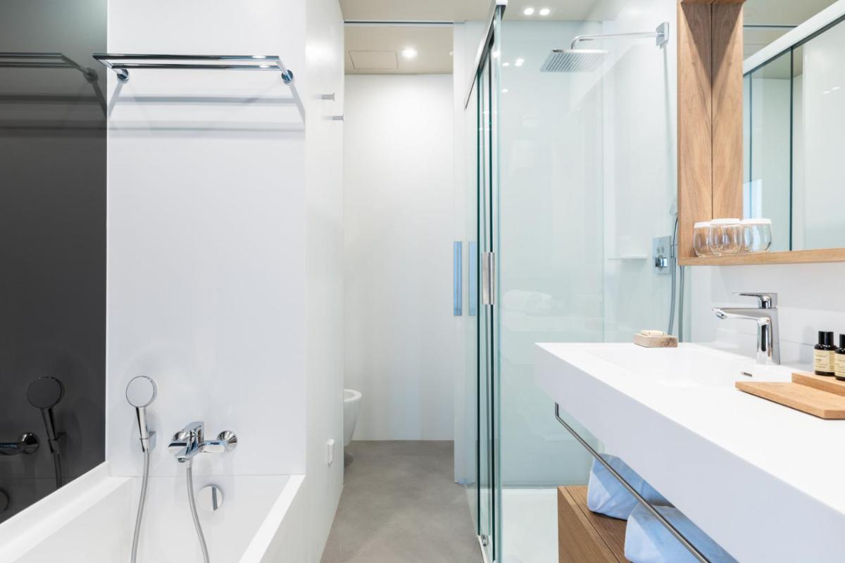 Un baño de Hotel Arima & Spa - Small Luxury Hotels