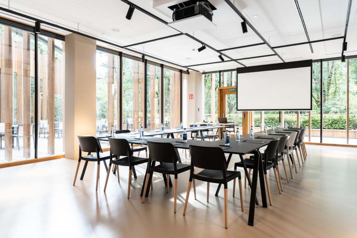 Zona business o sala de conferencias en Hotel Arima & Spa - Small Luxury Hotels