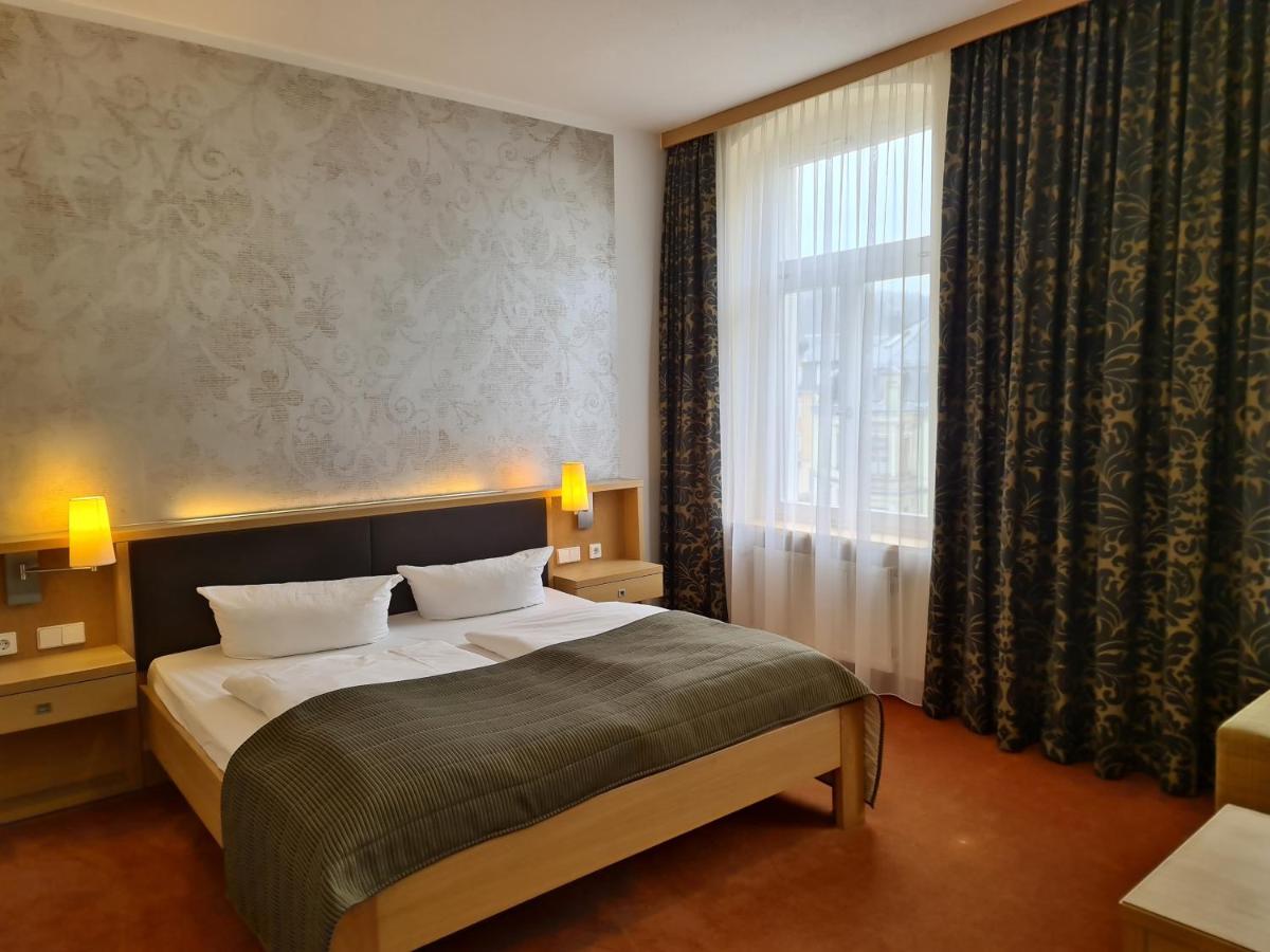 Hotel Lindenhof Bad Schandau - Housity