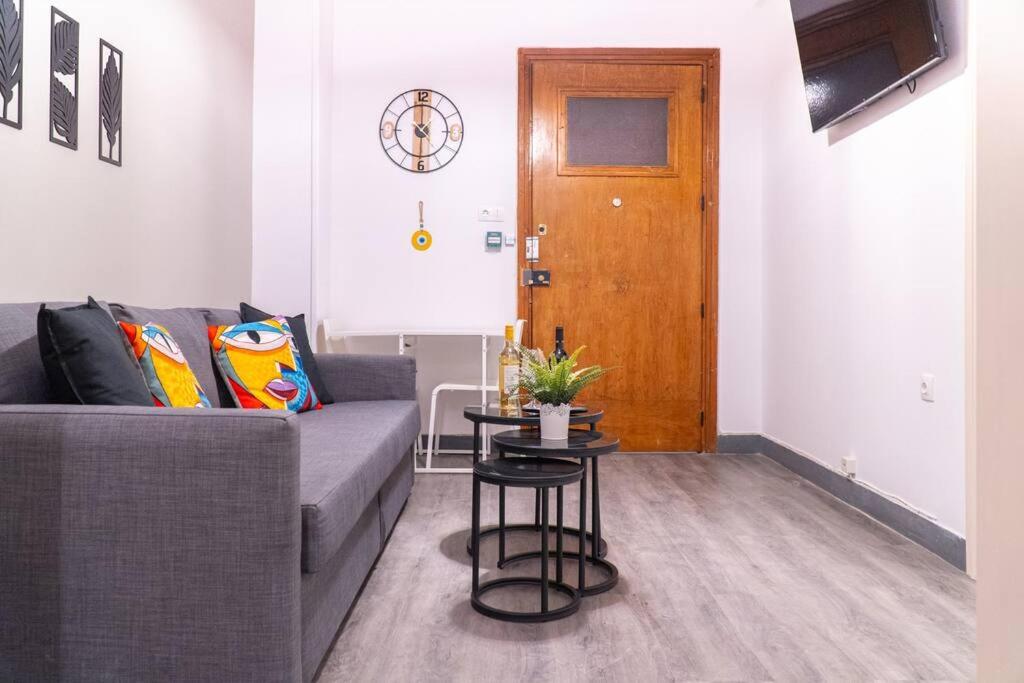 Syntagma square, 65sqm cozy family apartment - Housity