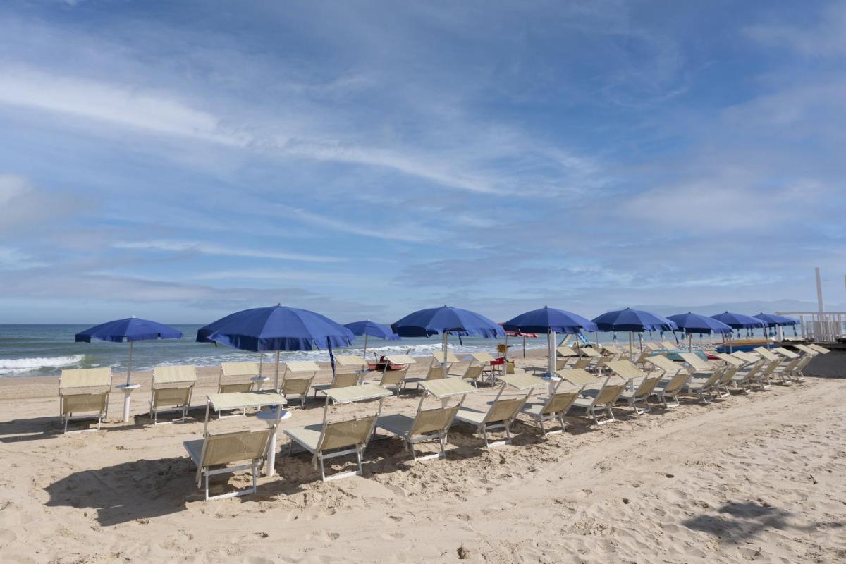 Resort La Battigia Beach & Spa - Housity