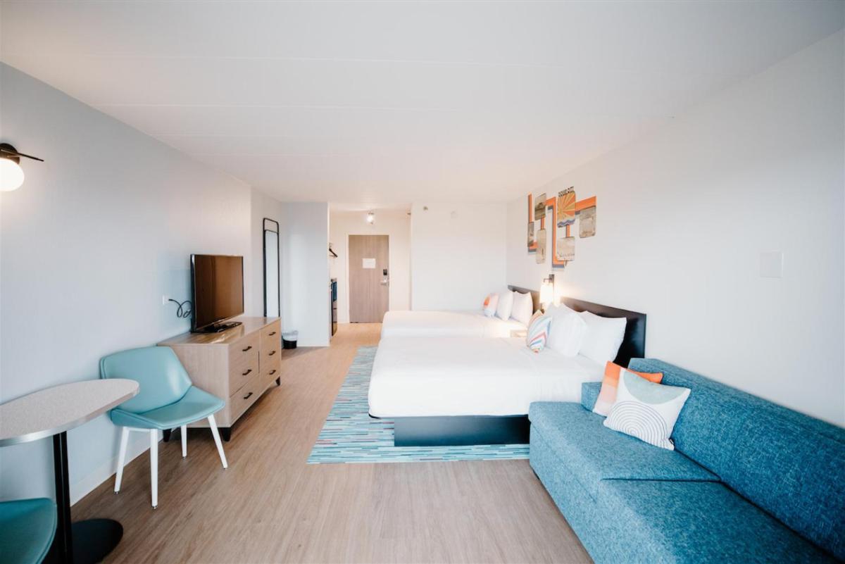 SeaLoft Oceanfront Hotel - Housity