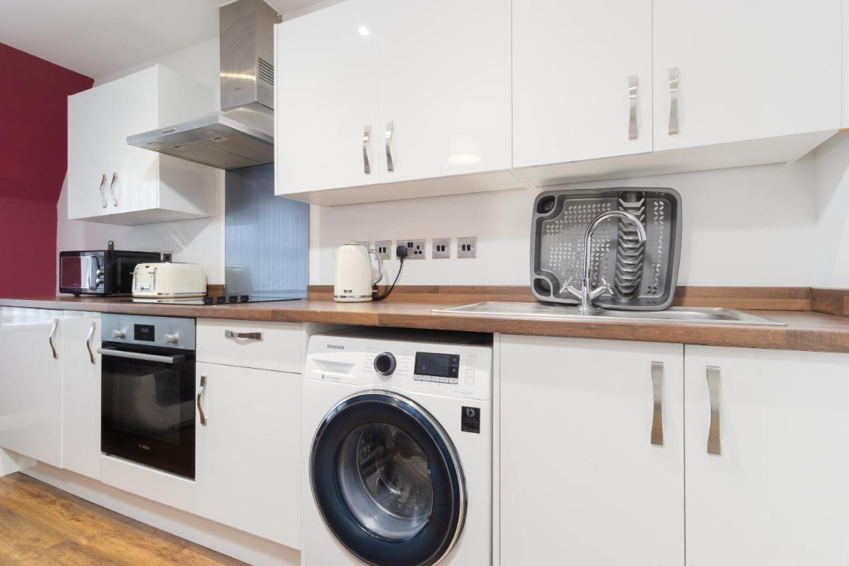 Elegant 1 BR Apartment - Powei Apartments - Housity