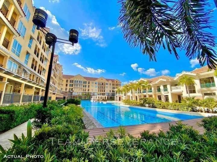 Amalfi Oasis Condo near SM Seaside Cebu - Hizvo