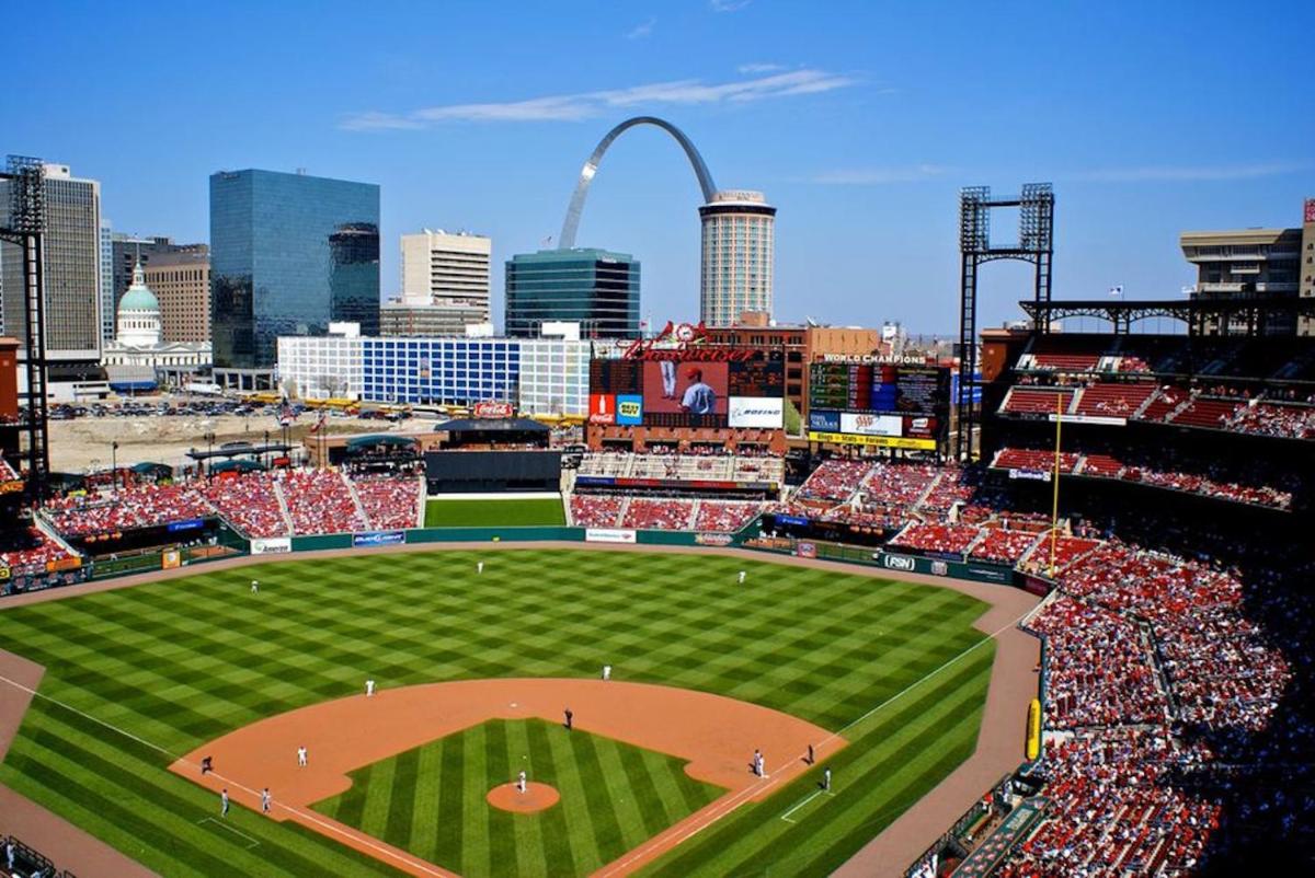 St Louis House near Arch and Ballpark Village - Housity