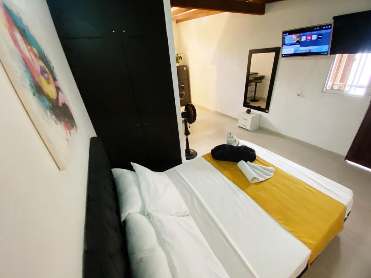 Aparta Suites Rosales - Housity