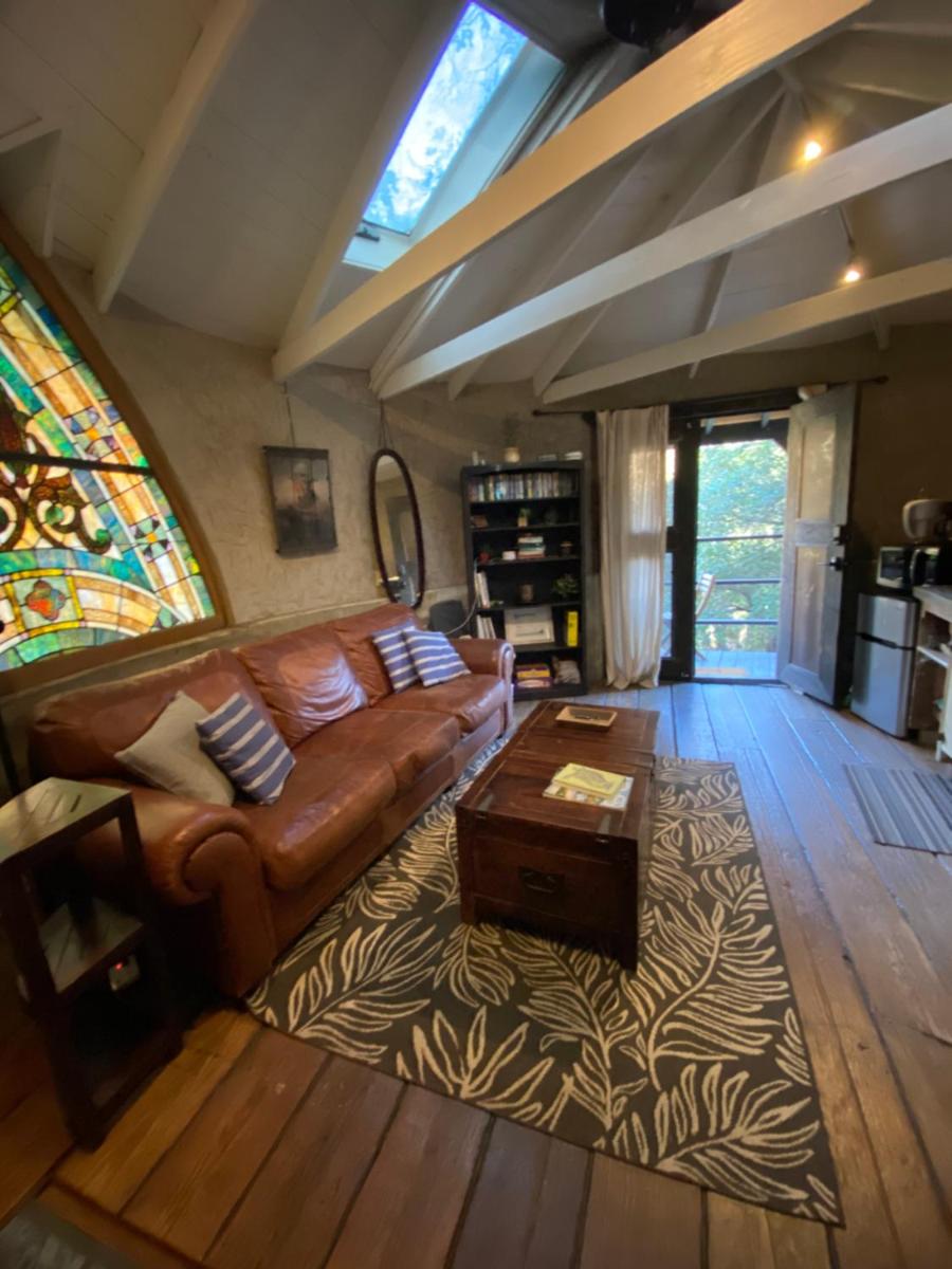 Malibu Mini Castle - Housity