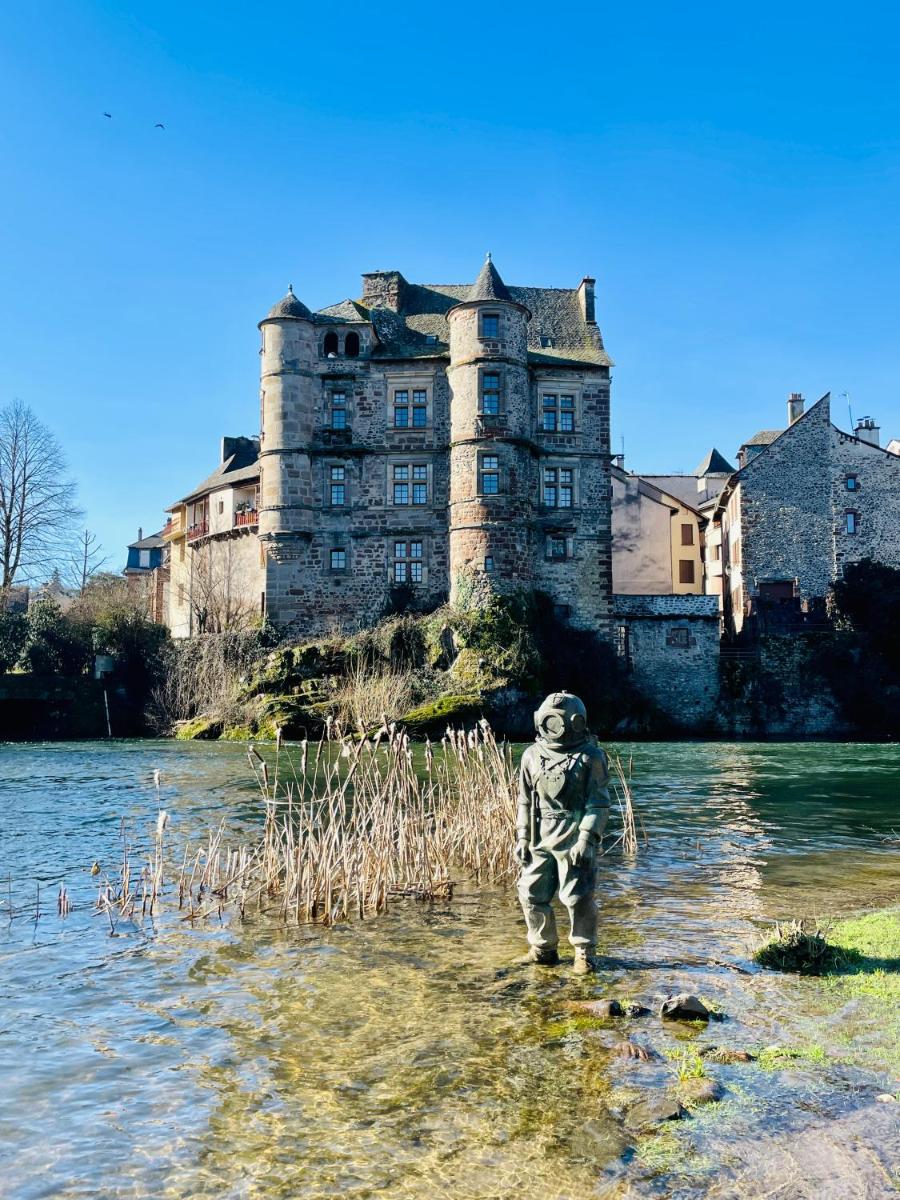 Appart'Hôtel - Au Vieux Palais - Housity