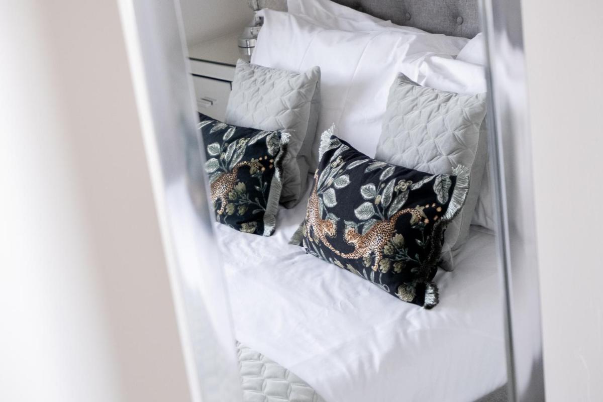 Luxury one bed Apartment - Housity