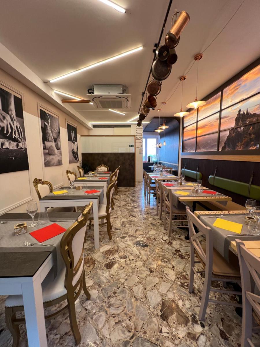 Hotel Joli - Housity