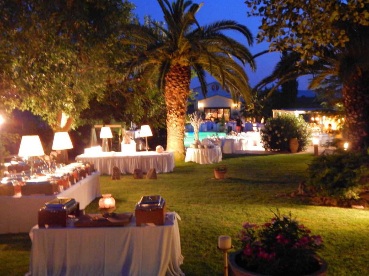 Villa Vravrona Tower & Suites - Housity