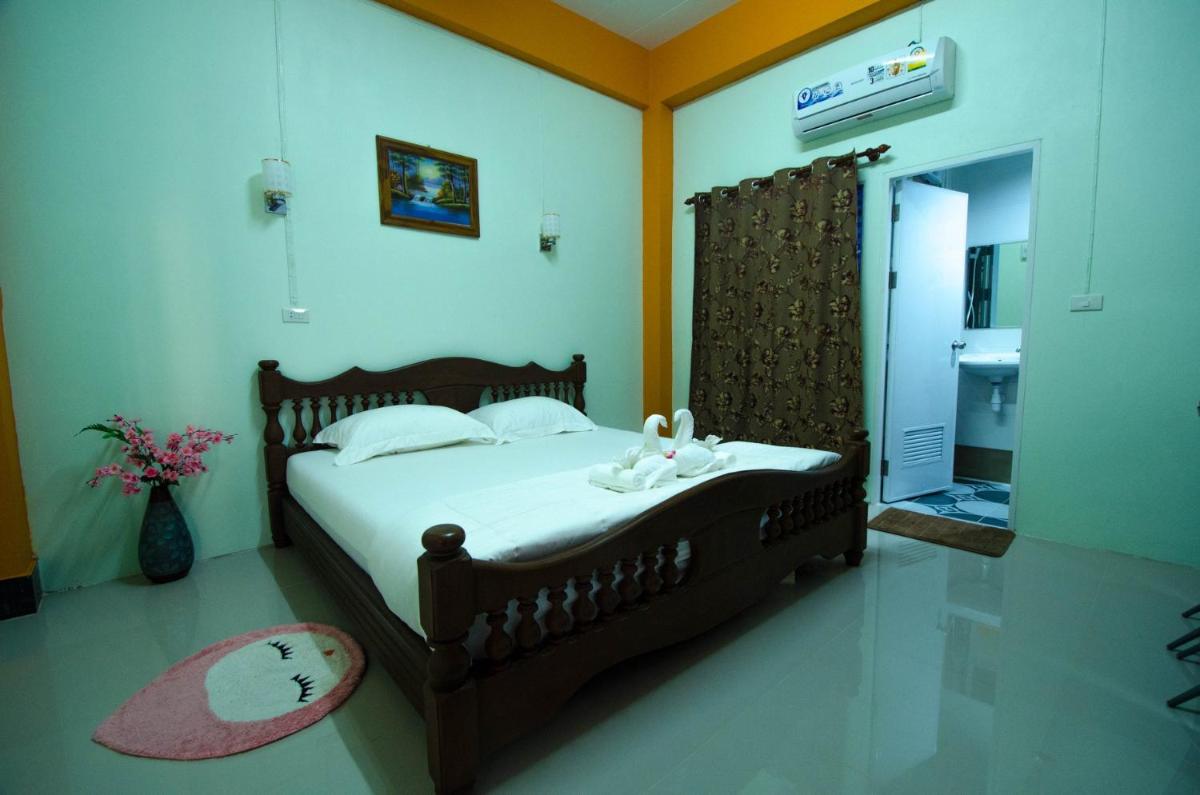 คุณแดง บัดเจทโฮเทล - Khun Daeng Budget Hotel - Housity