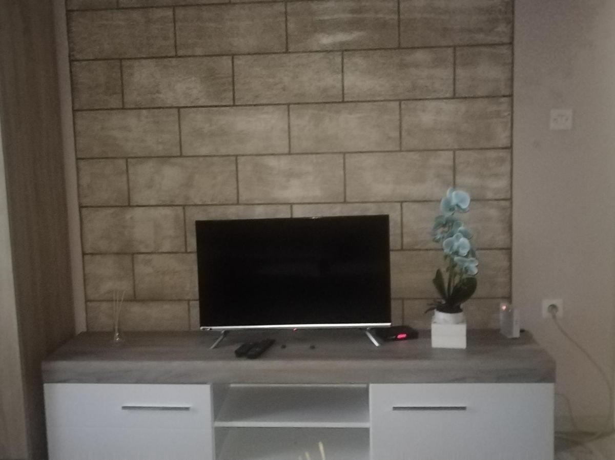Apartman Lazovic - Housity