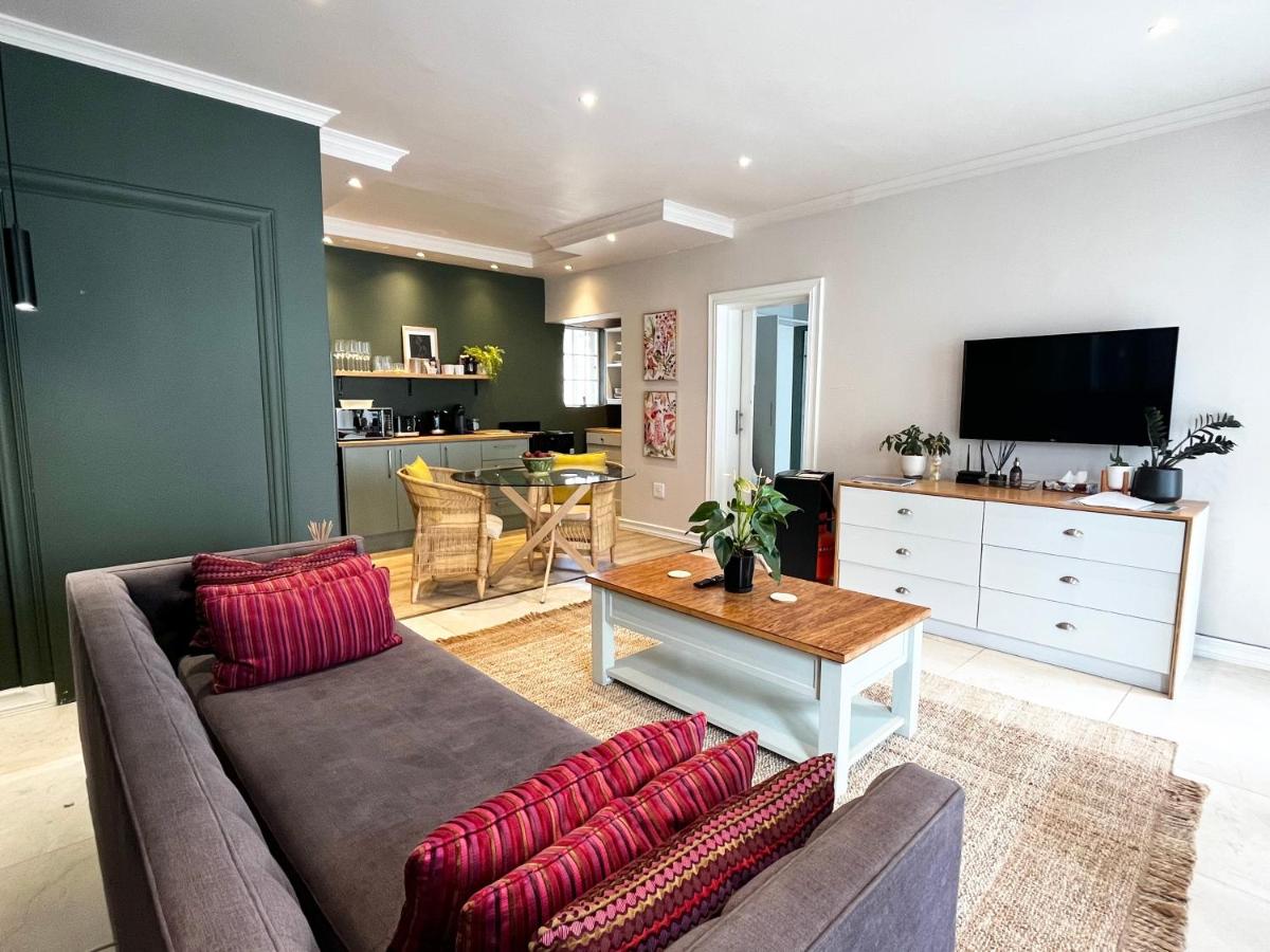 Westcliff Cottage-NO Power outages- 1,5km form central Hermanus - Housity