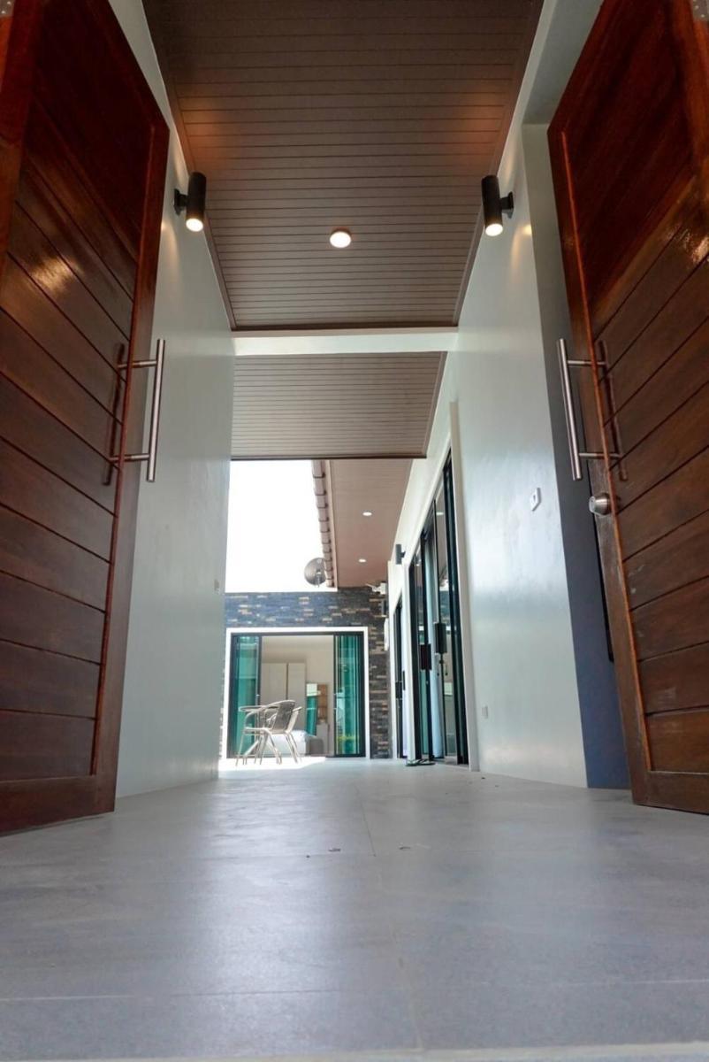 Seaside Mountain Retreat - Housity