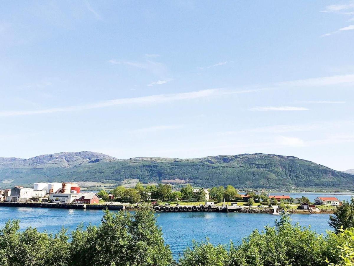 Holiday home Vikholmen - Housity