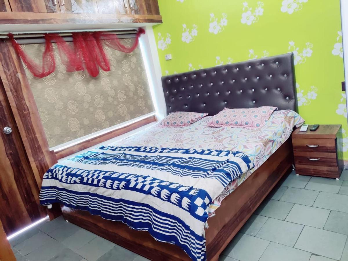 Shiva Palace - Housity