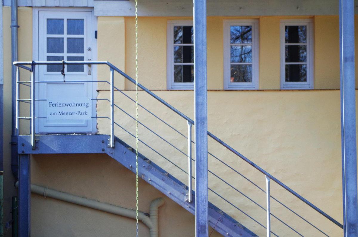 Ferien-Wohnung am Menzer-Park - Housity