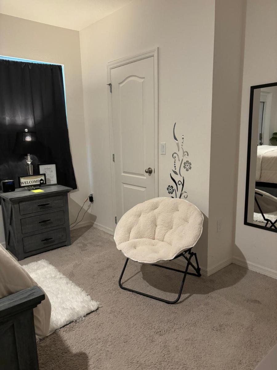 Luxe Escape - Housity