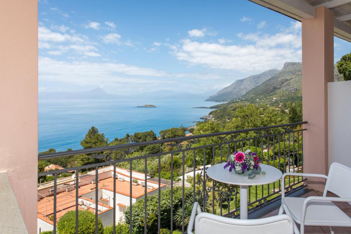 Hotel Martino - Housity