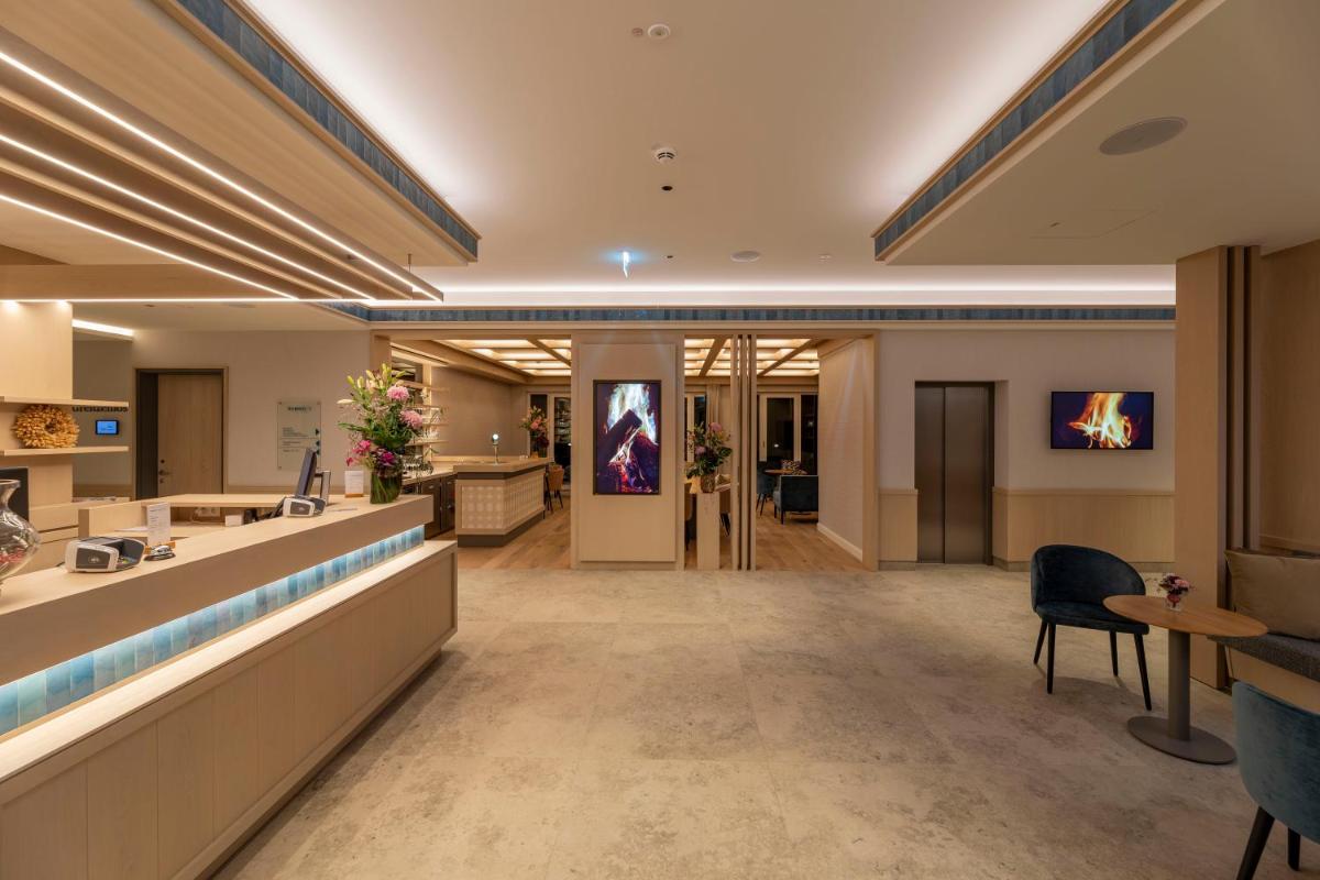 Seehotel Zarrentin - Housity