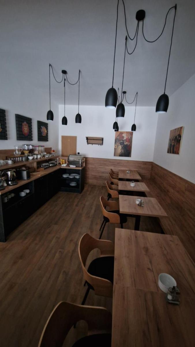 Penzion PIANO & Apartment Sokolov - Housity