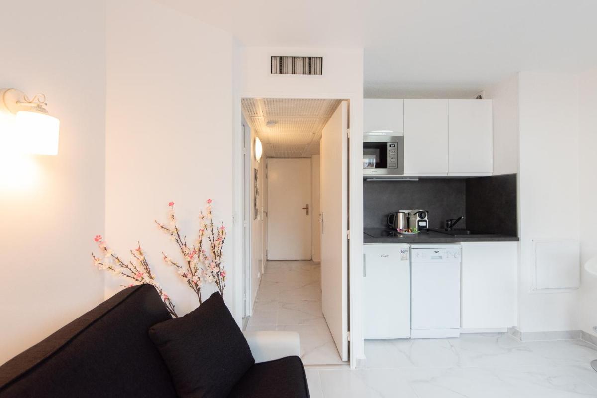 Stylish 2 rooms in the heart of Cannes - Hizvo