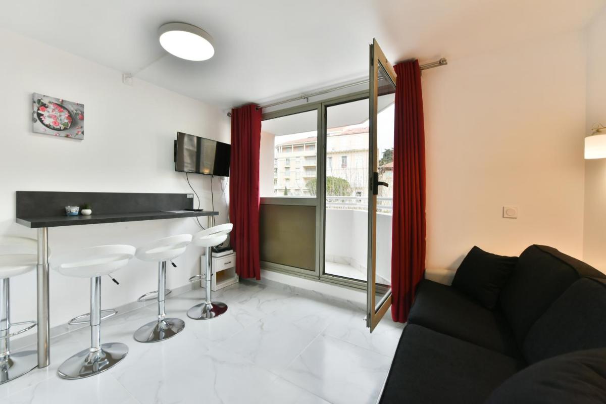 Stylish 2 rooms in the heart of Cannes - Housity