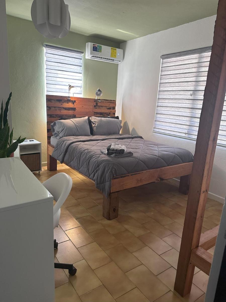 Moon’s Place - Housity