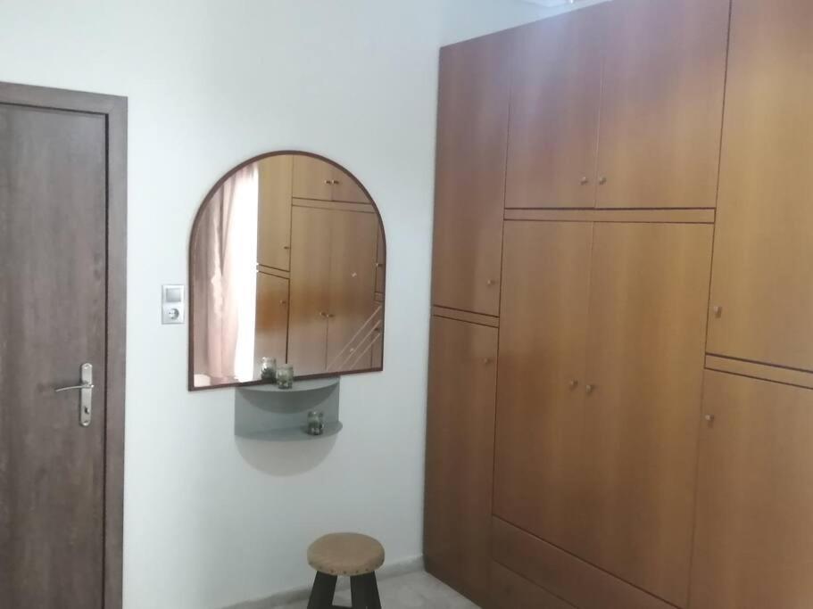 Blue swing chair apartment - Housity
