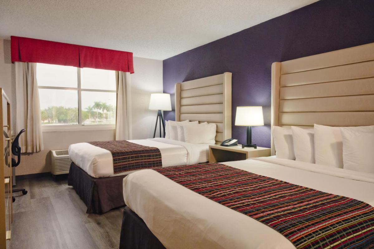 The Palms Inn & Suites Miami, Kendall, FL - Housity