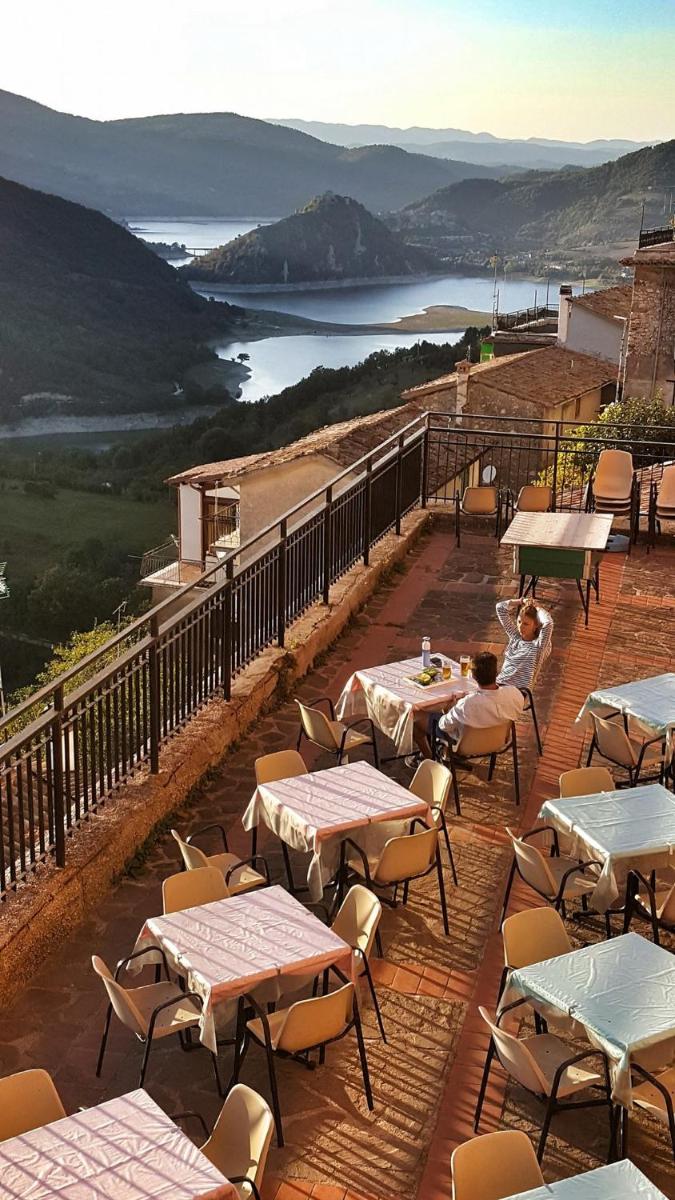 Lago del Turano - Guest House il Nido dell'Aquila - Housity